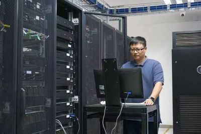 第七附屬醫院評選出信息系統運行維護服務先進勞動者